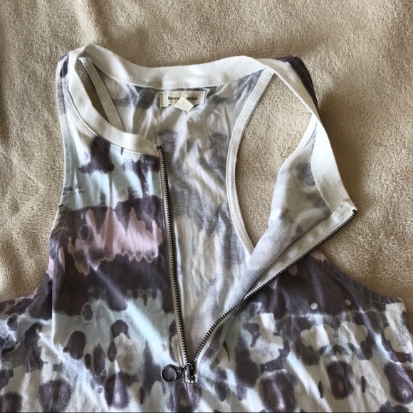 Silence + Noise O-Ring Zippered Tank Top - Picture 3 of 6